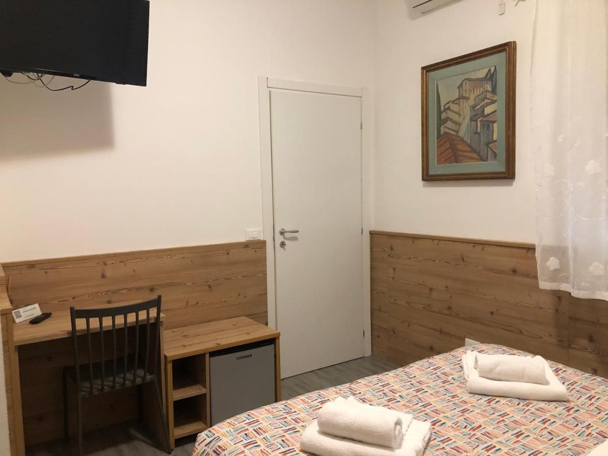 Affittacamere Casa Mia Verona Exterior foto